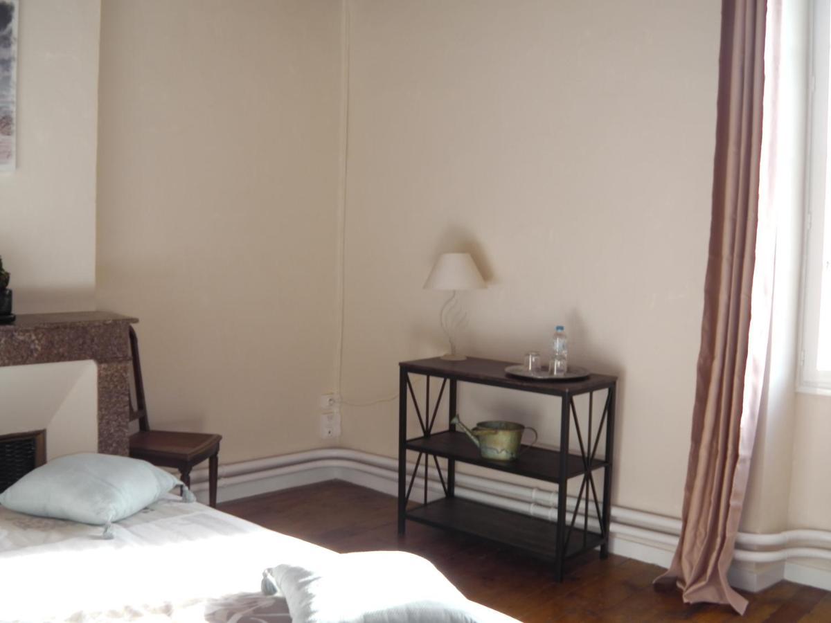 Aux Vieux Fours Bed & Breakfast Noaillac Exterior foto