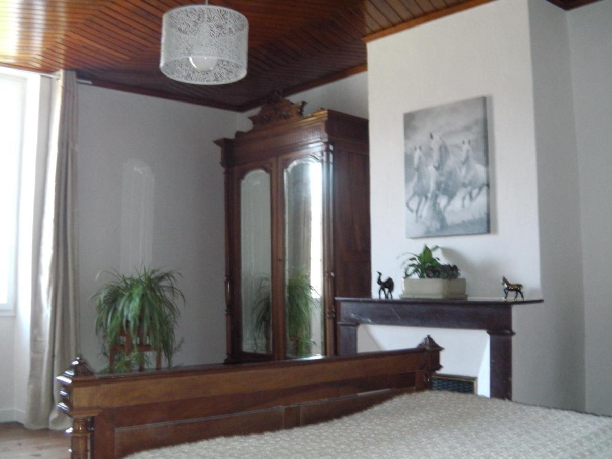 Aux Vieux Fours Bed & Breakfast Noaillac Exterior foto