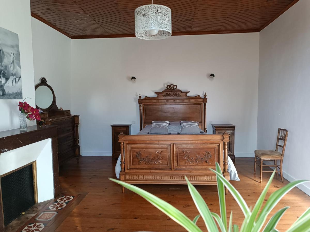 Aux Vieux Fours Bed & Breakfast Noaillac Exterior foto